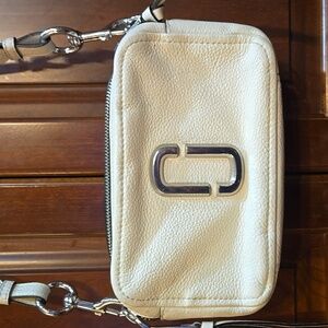 Marc Jacobs Cream/White Leather Soft Shot 21 Camera Crossbody Bag